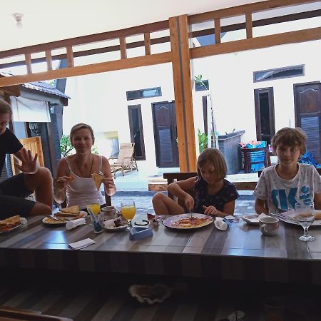 Gili Maya Cottages กิลิไอร์ ภายนอก รูปภาพ
